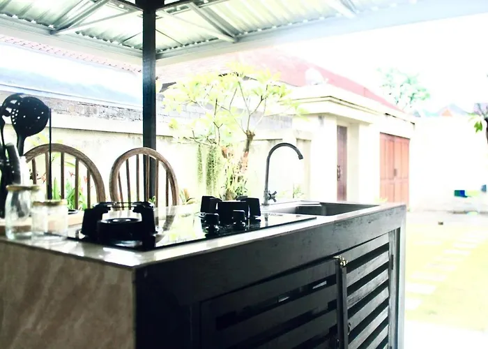 Lovely Family In Sindhu Sanur! Walking Distance To The Ferienhaus *